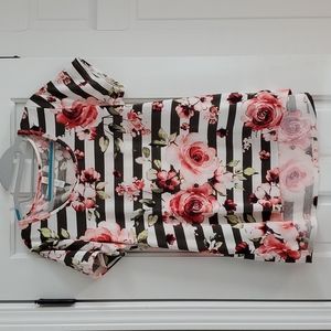 LuLaRoe Classic tee floral stripes